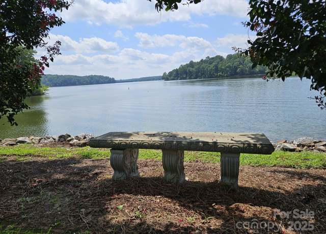 Property at 133 Oak Point Ln, Stony Point, NC 28678