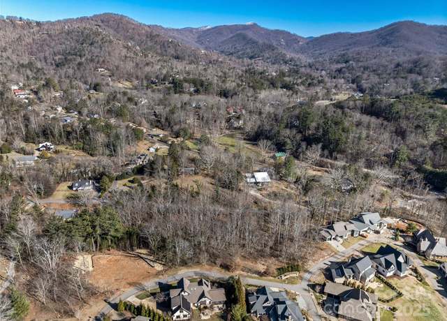 Property at 7 Kiftsgate Ct #15, Asheville, NC 28804