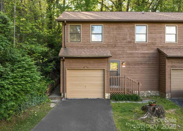Property at 802 Parkway Vista Dr, Asheville, NC 28805, 2 beds, 2.5 baths