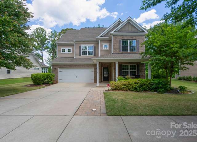 Property at 16114 Foreleigh Rd, Huntersville, NC 28078, 5 beds, 4.5 baths