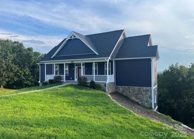 Property at 7768 Pinecone Ln, Hickory, NC 28602, 3 beds, 2 baths