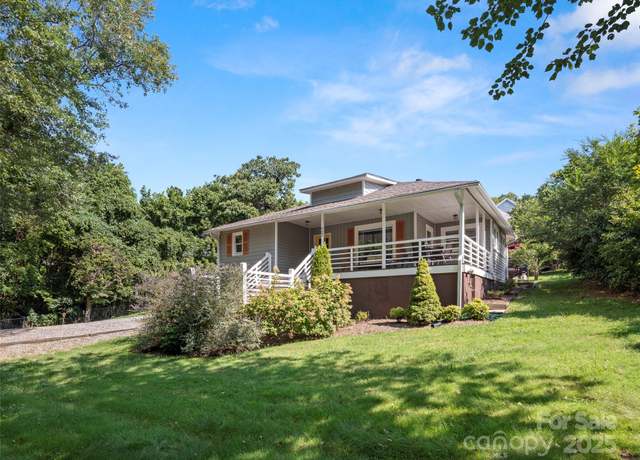 Property at 23 Maxwell Rd, Asheville, NC 28805, 2 beds, 2 baths
