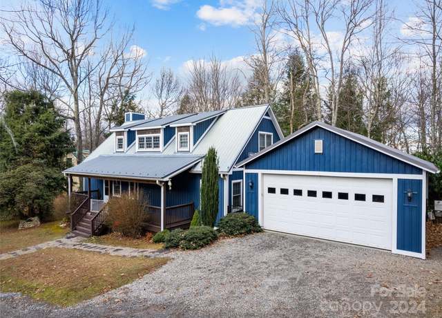 Property at 12 Belisle Ln, Maggie Valley, NC 28751, 4 beds, 2.5 baths