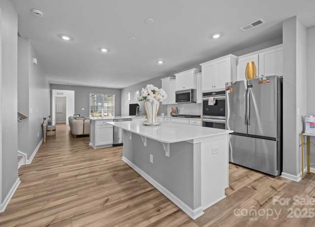 Property at 3089 Virginia Trail Ct, Fort Mill, SC 29715, 3 beds, 2.5 baths