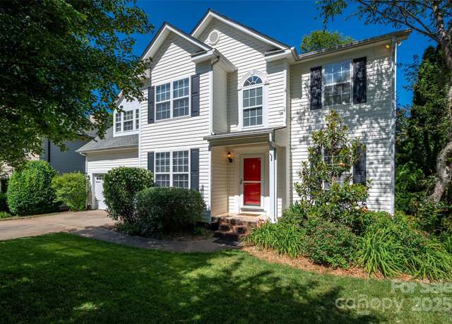 Property at 8619 New Oak Ln, Huntersville, NC 28078, 4 beds, 3 baths