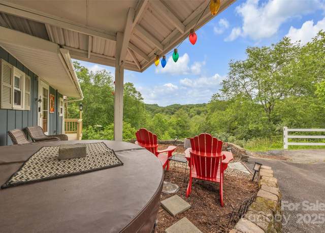 Property at 242 Ladd Parsons Rd, Crumpler, NC 28617, 2 beds, 1.5 baths