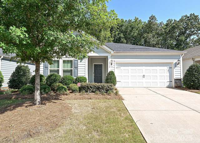 Property at 8512 Pennegrove Cir, Charlotte, NC 28214, 3 beds, 2 baths