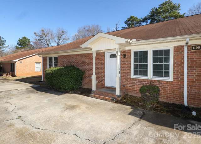 Property at 1106 Chandler Dr, Rock Hill, SC 29732, 2 beds, 1 bath