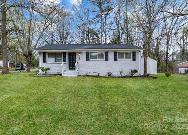 Property at 2801 Alleghany St, Charlotte, NC 28208, 3 beds, 1 bath