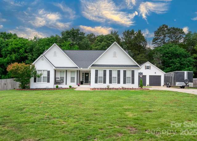 Property at 1140 Landsdown Dr, Salisbury, NC 28147, 3 beds, 2 baths