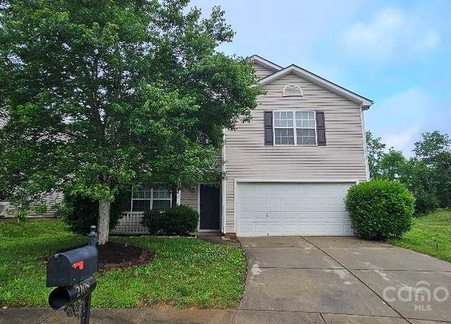 Property at 2108 Cranberry Woods Ct, Charlotte, NC 28208, 4 beds, 2.5 baths
