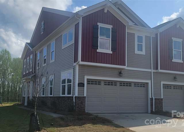Property at 2005 Vinyasa Ln Unit STS-45, Charlotte, NC 28215, 3 beds, 2.5 baths