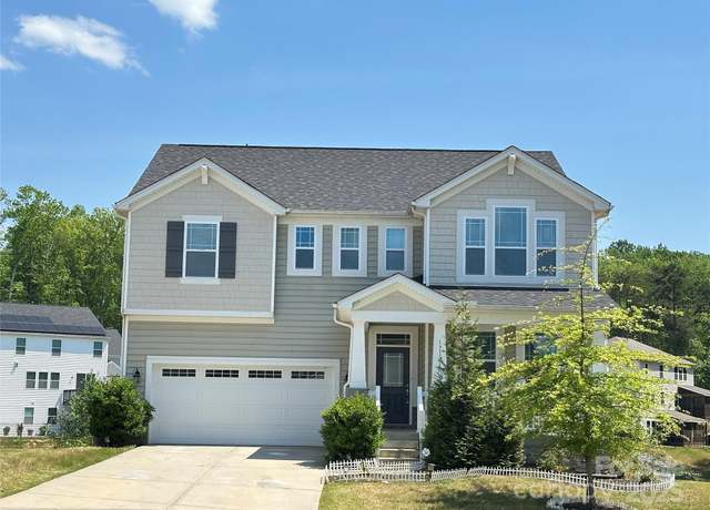 Property at 17121 Carolina Pine Row, Charlotte, NC 28278, 6 beds, 4 baths