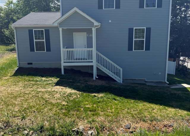 Property at 7 Scott St SW, Concord, NC 28025, 4 beds, 2.5 baths