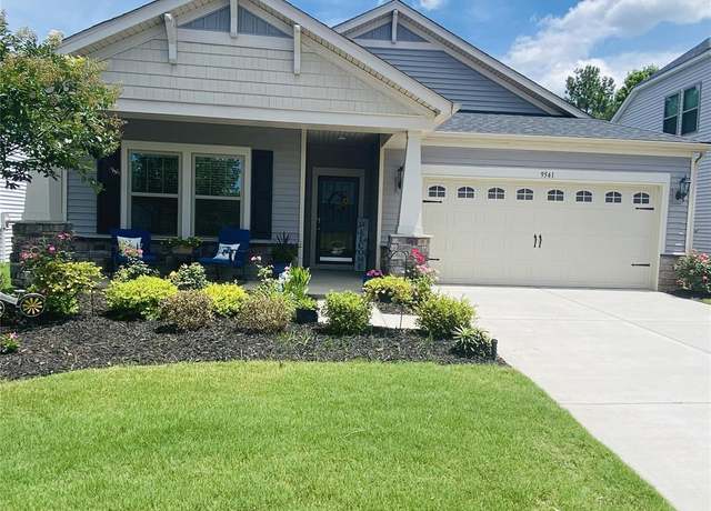 Property at 9541 Festival Way, Charlotte, NC 28215, 3 beds, 2 baths