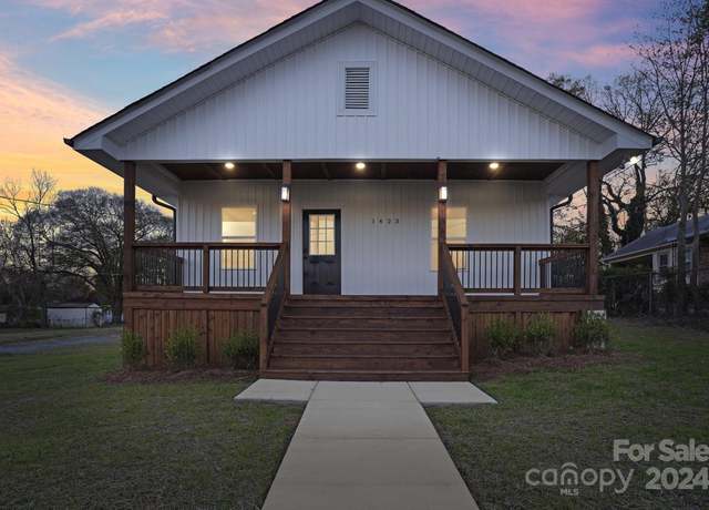Property at 1423 Roseland Dr, Lincolnton, NC 28092, 3 beds, 2 baths