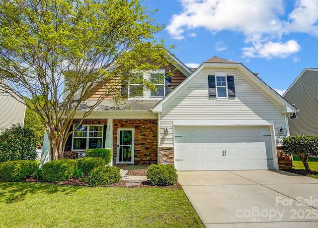 Property at 13715 Sunrise View Dr, Charlotte, NC 28278, 3 beds, 2.5 baths