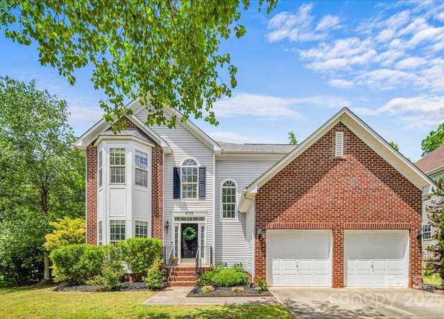 Property at 8709 Huntland Ct, Charlotte, NC 28277, 4 beds, 2.5 baths