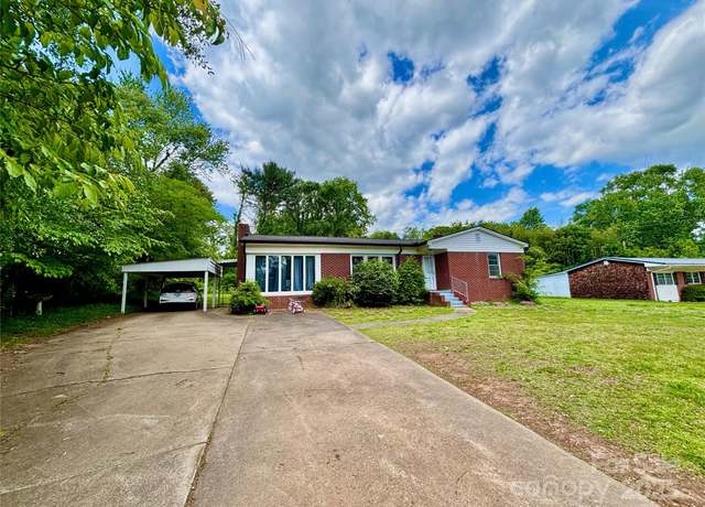 Property at 168 Collins Ave, Forest City, NC 28043, 3 beds, 2 baths