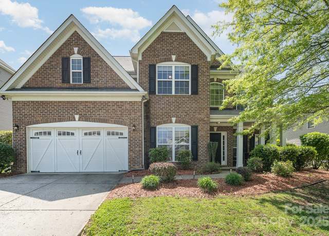Property at 9013 Gailes Dr, Charlotte, NC 28278, 4 beds, 3.5 baths