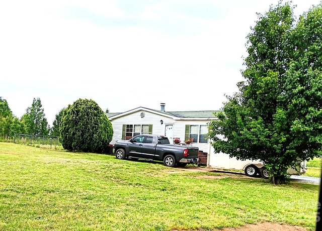 Property at 103 Amy Dr, Kings Mountain, NC 28086, 3 beds, 2 baths