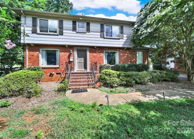 Property at 7009 Rockledge Dr, Charlotte, NC 28210, 4 beds, 2.5 baths