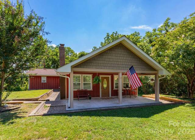 Property at 15 Weaver Hill Rd, Asheville, NC 28805, 3 beds, 3 baths
