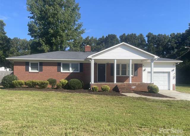 Property at 6912 Landsford Rd, Marshville, NC 28103, 3 beds, 1.5 baths