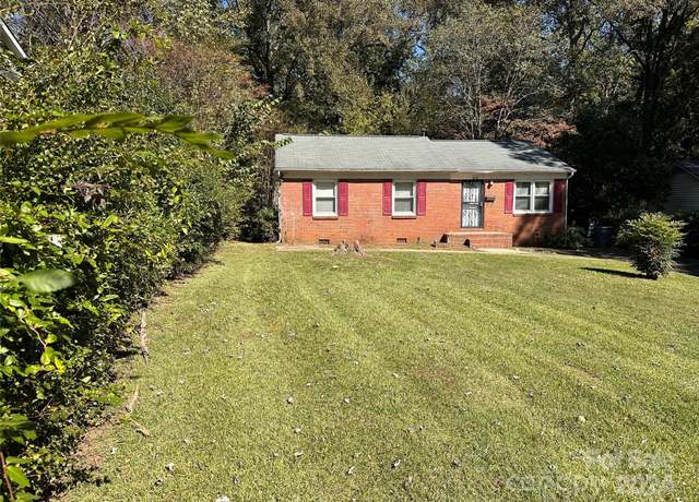 Property at 3312 Lochway Ln, Charlotte, NC 28269, 3 beds, 1 bath