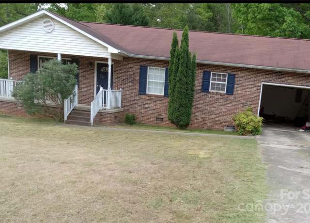 Property at 5487 Twelve Oak Ln, Conover, NC 28613, 3 beds, 2 baths