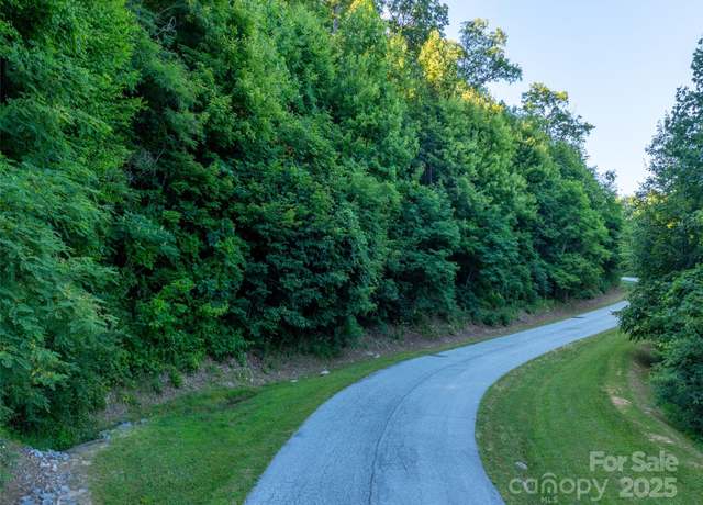 Property at 845 Grand Oaks Dr, Hendersonville, NC 28792