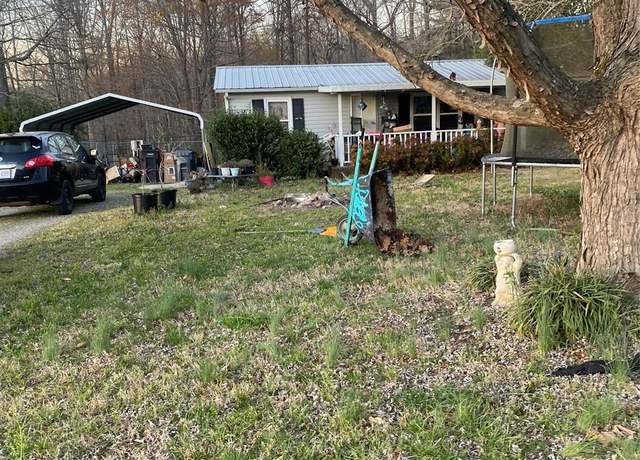 Property at 6443 Sherwood Ln, Denver, NC 28037, 3 beds, 1.5 baths