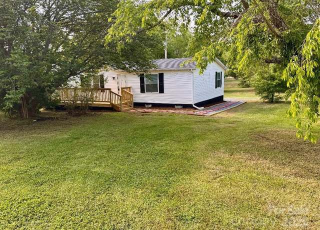 Property at 2031 Bristol Creek Ave, Morganton, NC 28655, 3 beds, 2 baths