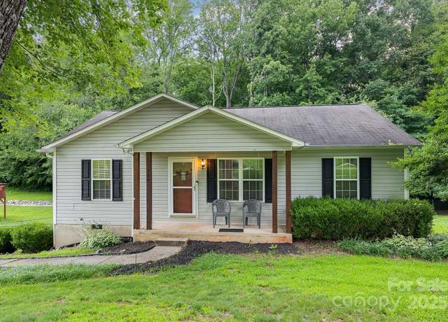 Property at 704 Willow Rd, Salisbury, NC 28147, 3 beds, 2 baths