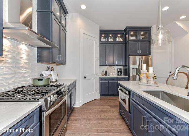 Property at 3008 Endhaven Terraces Ln #13, Charlotte, NC 28277, 4 beds, 4.5 baths