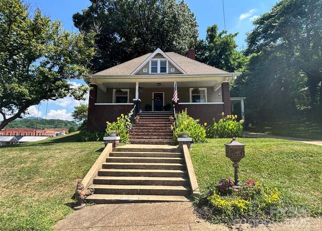 Property at 173 Academy St, Canton, NC 28716, 3 beds, 3 baths