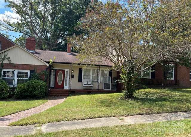 Property at 411 Woodlawn Ave, Gastonia, NC 28052, 4 beds, 2.5 baths