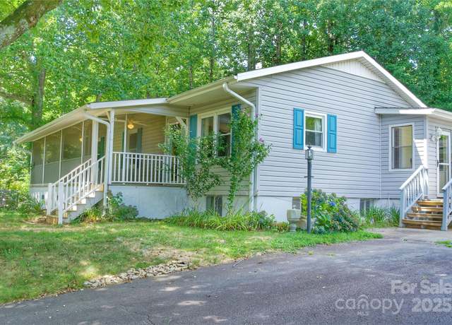 Property at 200 Frost Rd, Saluda, NC 28773, 3 beds, 2.5 baths