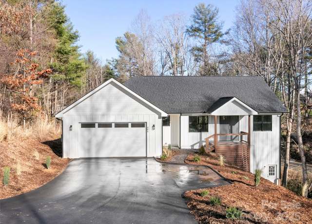 Property at 404 High Ridge Dr, Mills River, NC 28759, 3 beds, 2.5 baths