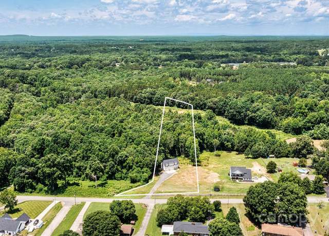 Property at 237 Mariposa Rd, Stanley, NC 28164, 3 beds, 2.5 baths