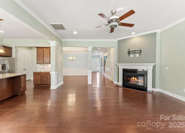 Property at 11037 Thornbeck Ln, Midland, NC 28107, 5 beds, 3 baths