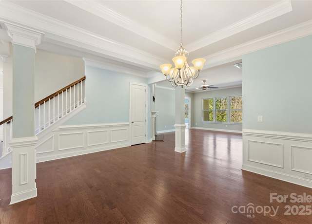 Property at 11037 Thornbeck Ln, Midland, NC 28107, 5 beds, 3 baths
