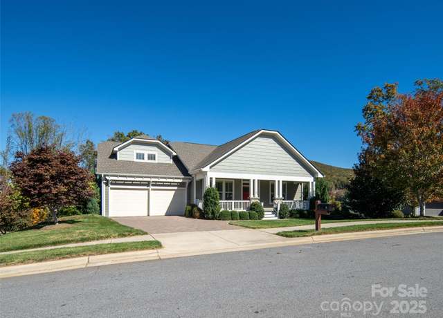 Property at 2 Spencer Ridge Ct, Biltmore Lake, NC 28715, 4 beds, 3.5 baths