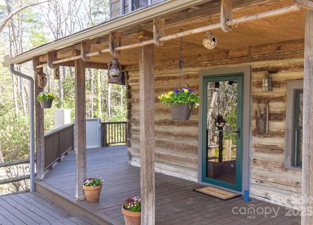 Property at 14 Woods Rd, Fairview, NC 28730, 4 beds, 2 baths