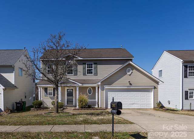 Property at 12915 Deaton Hill Dr, Charlotte, NC 28269, 3 beds, 2.5 baths