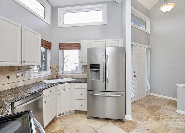 Property at 13932 Queens Harbor Rd, Charlotte, NC 28278, 3 beds, 3.5 baths
