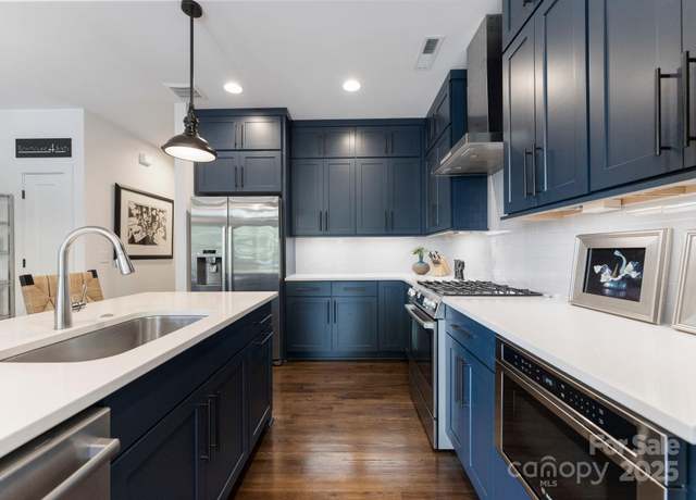 Property at 460 E 33rd St, Charlotte, NC 28205, 3 beds, 3.5 baths