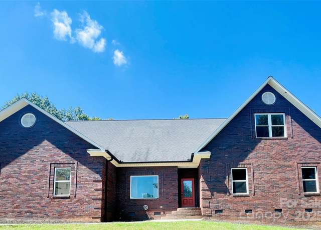 Property at 182 Canal Dr #16, Statesville, NC 28677, 4 beds, 2.5 baths