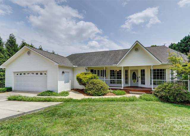 Property at 109 Meadow Run #26, Asheville, NC 28806, 3 beds, 2 baths