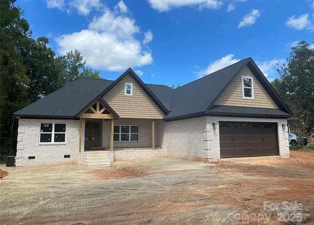 Property at 1500 Crowders Creek Rd, Gastonia, NC 28052, 3 beds, 2 baths